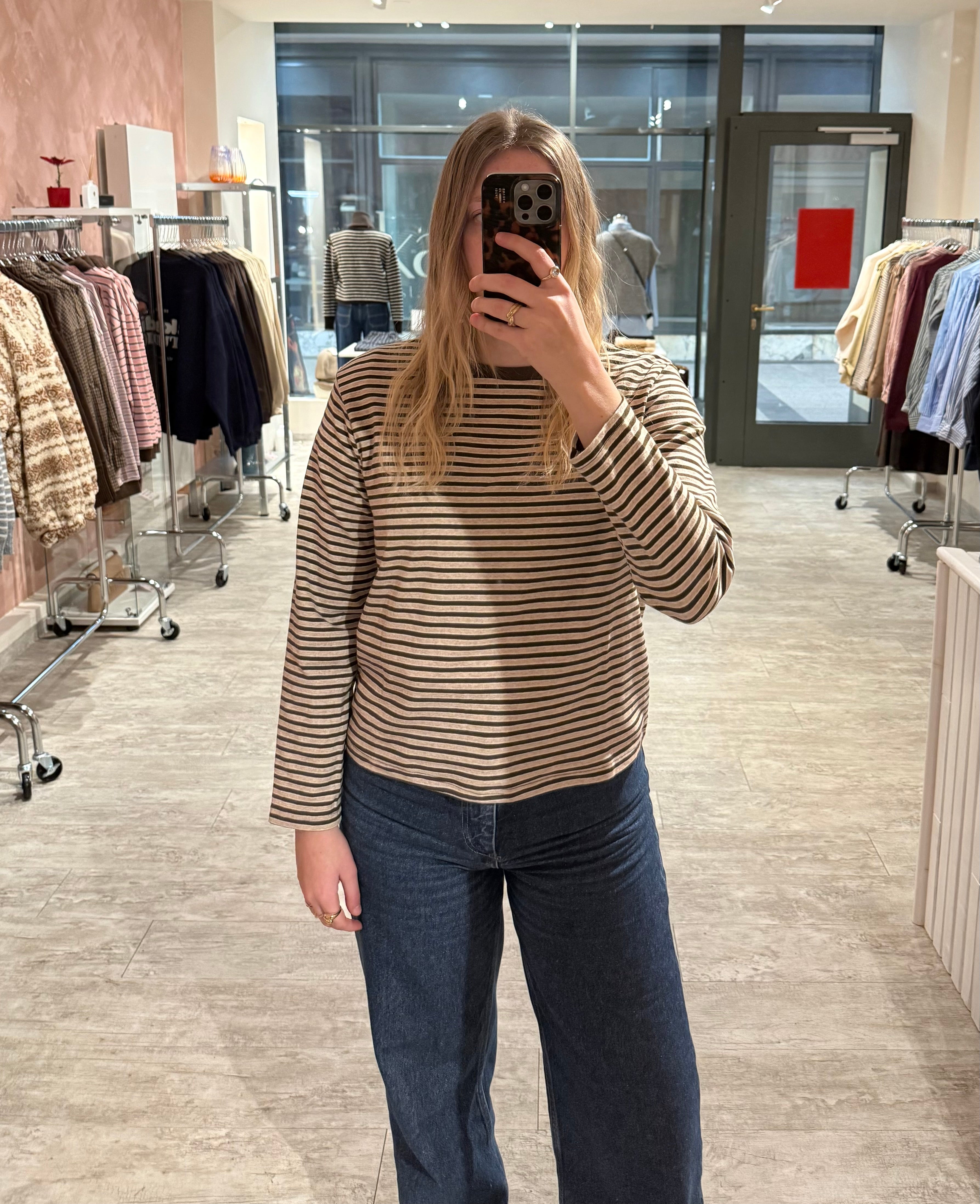 Gestreiftes Shirt braun