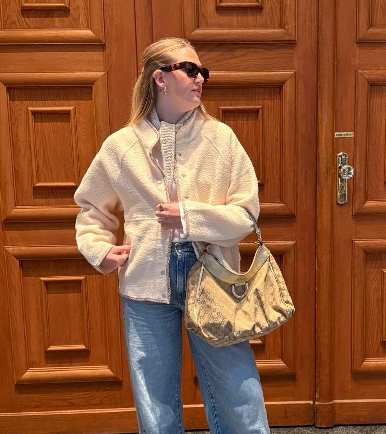 Flauschige Jacke beige