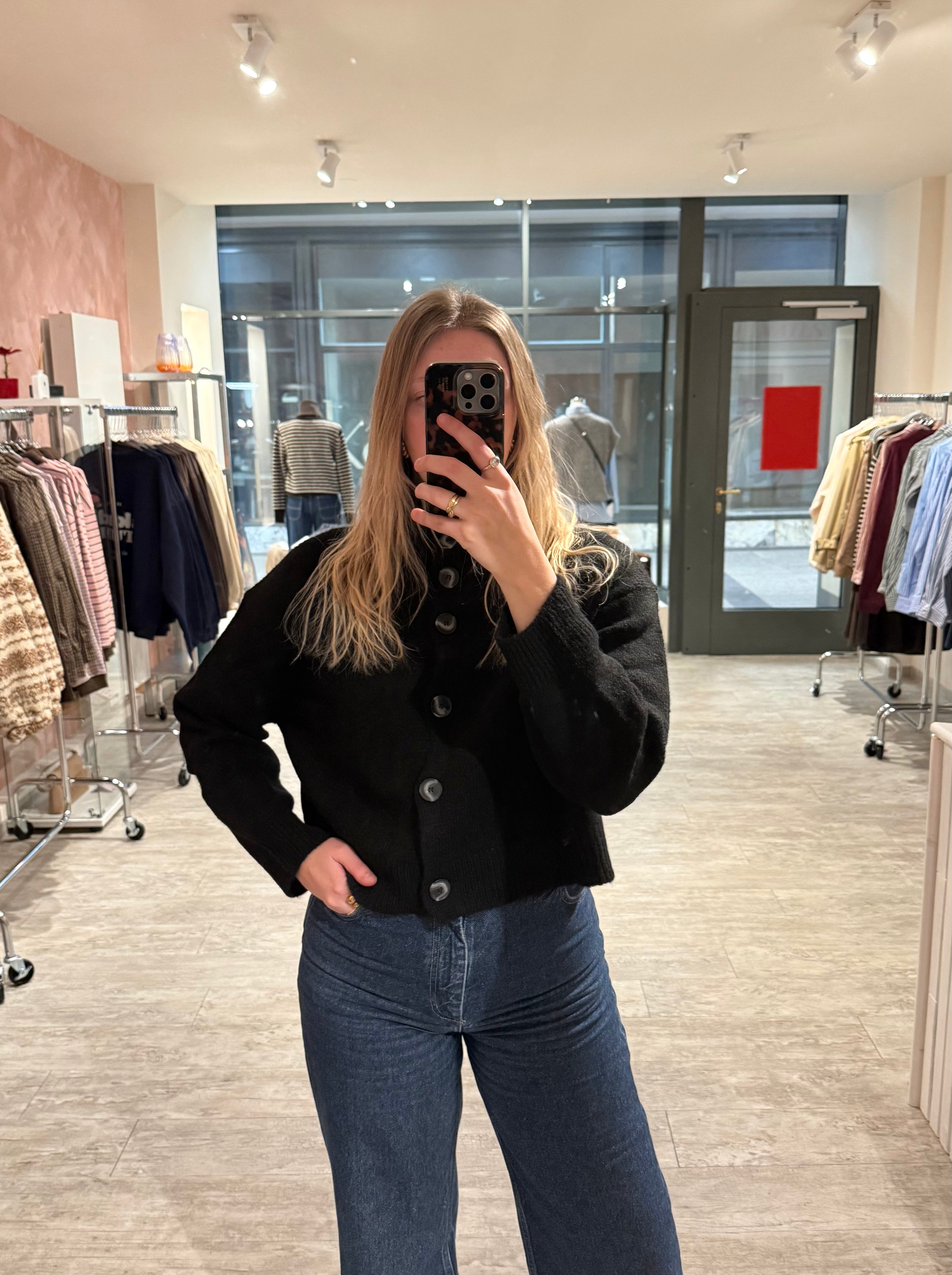 LAKEYLA Strickjacke mit Kragen schwarz