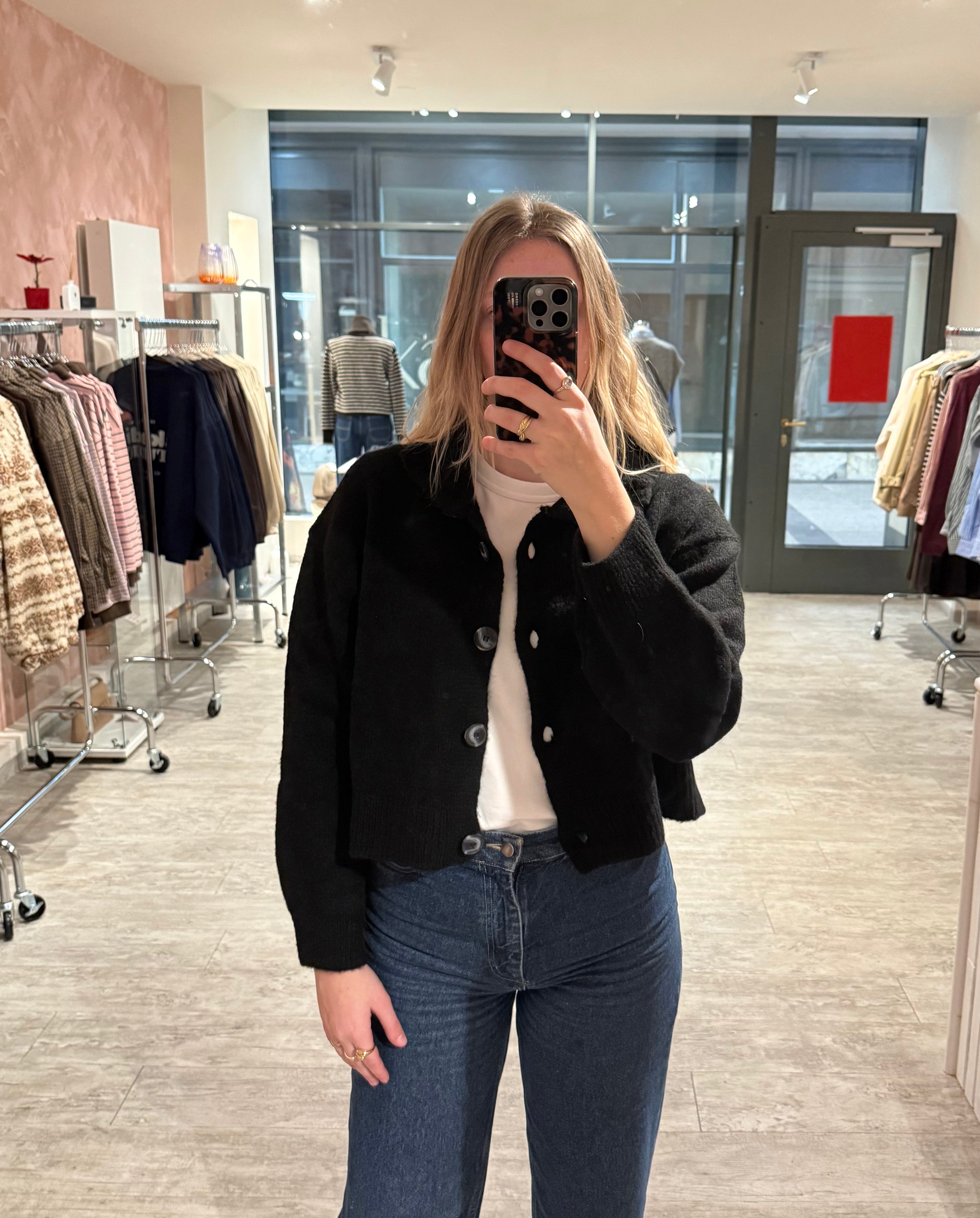 LAKEYLA Strickjacke mit Kragen schwarz